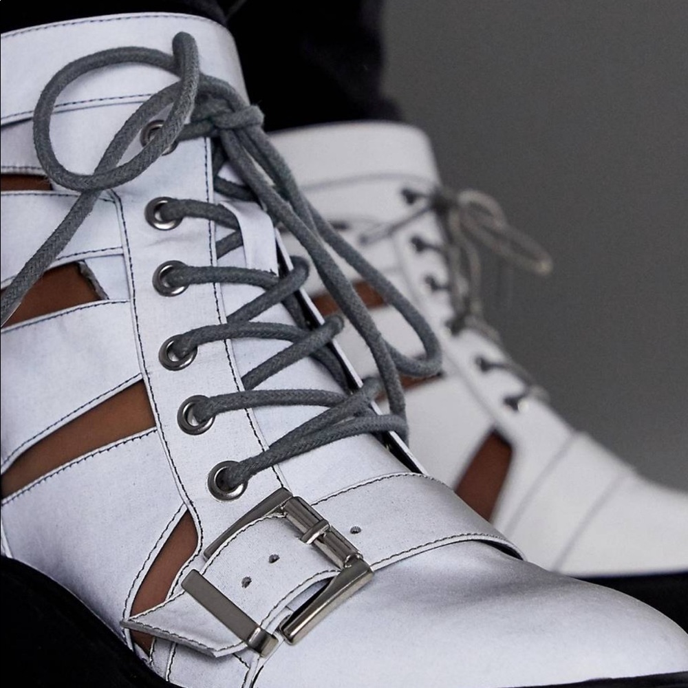 ASOS Design Rion chunky cut out boots, US 10, gray